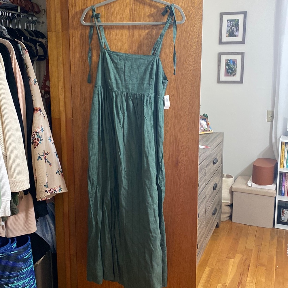 NWT Old Navy Midi Dress
